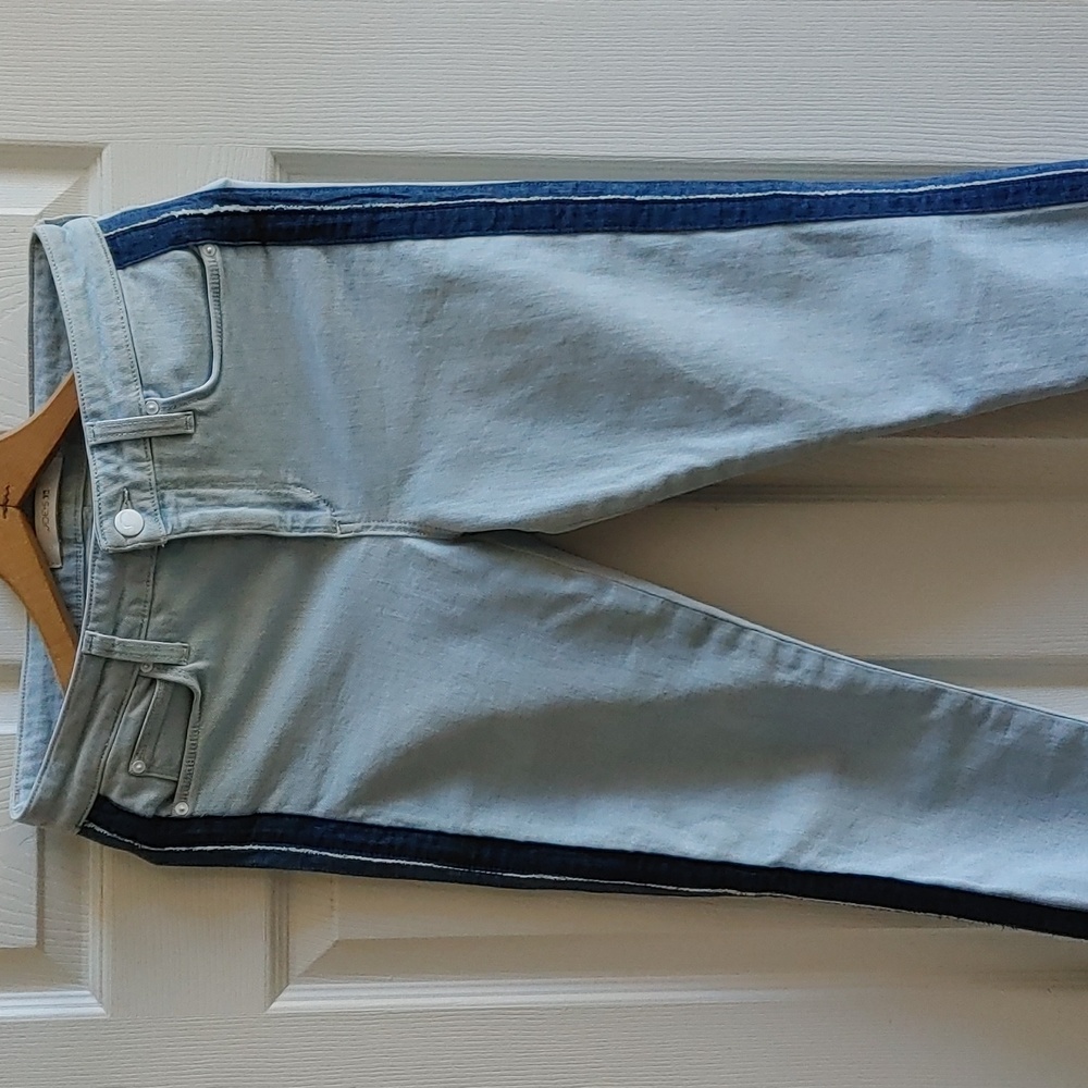 Joe's Women's Flawless The Icon Mid Rise Skinny Ankle Jeans